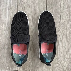 Olukai Womens shoes in Black
